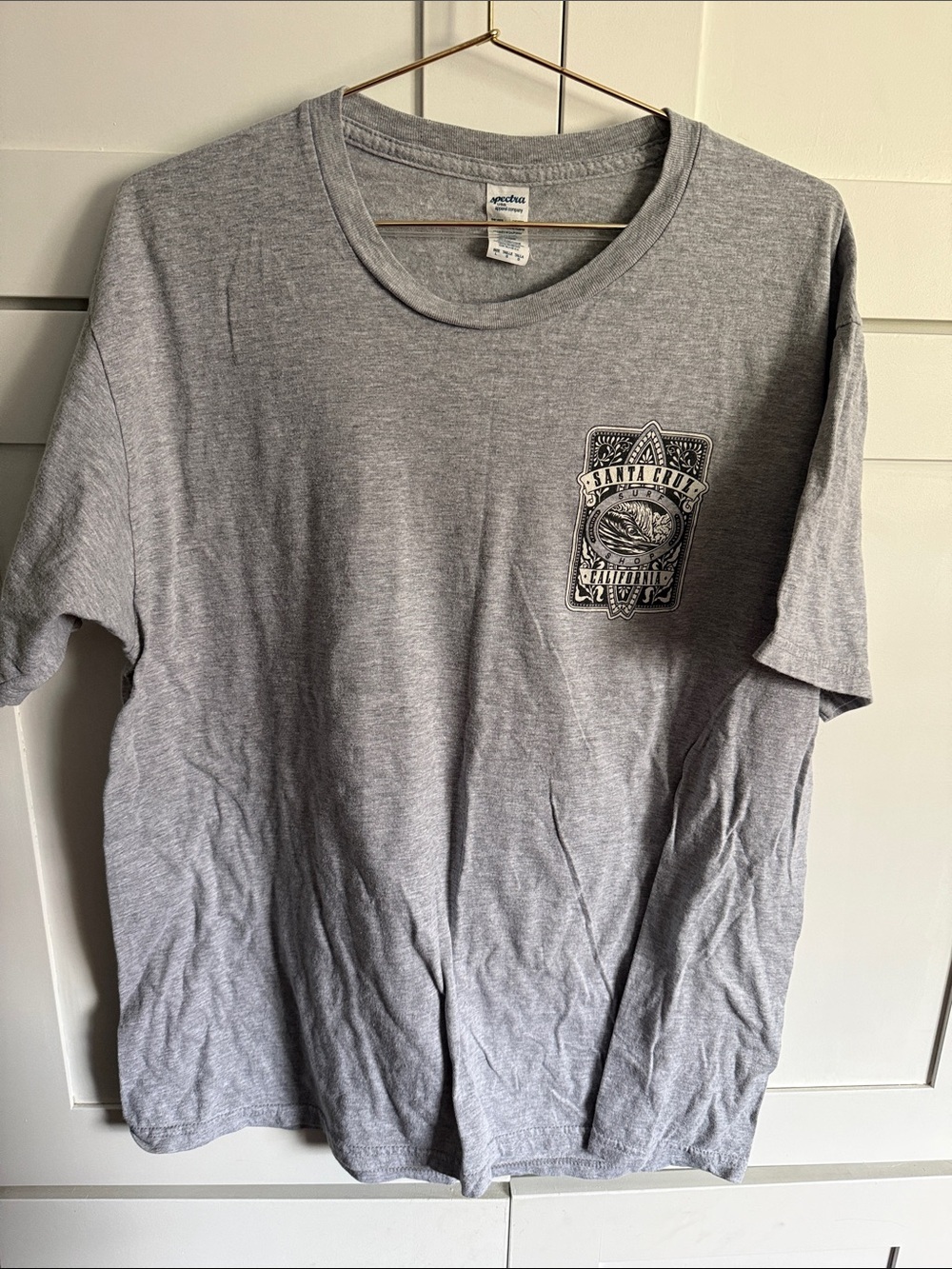 Women’s L Santa Cruz Surf Shop Gray Short Sleeve Graphic Tee